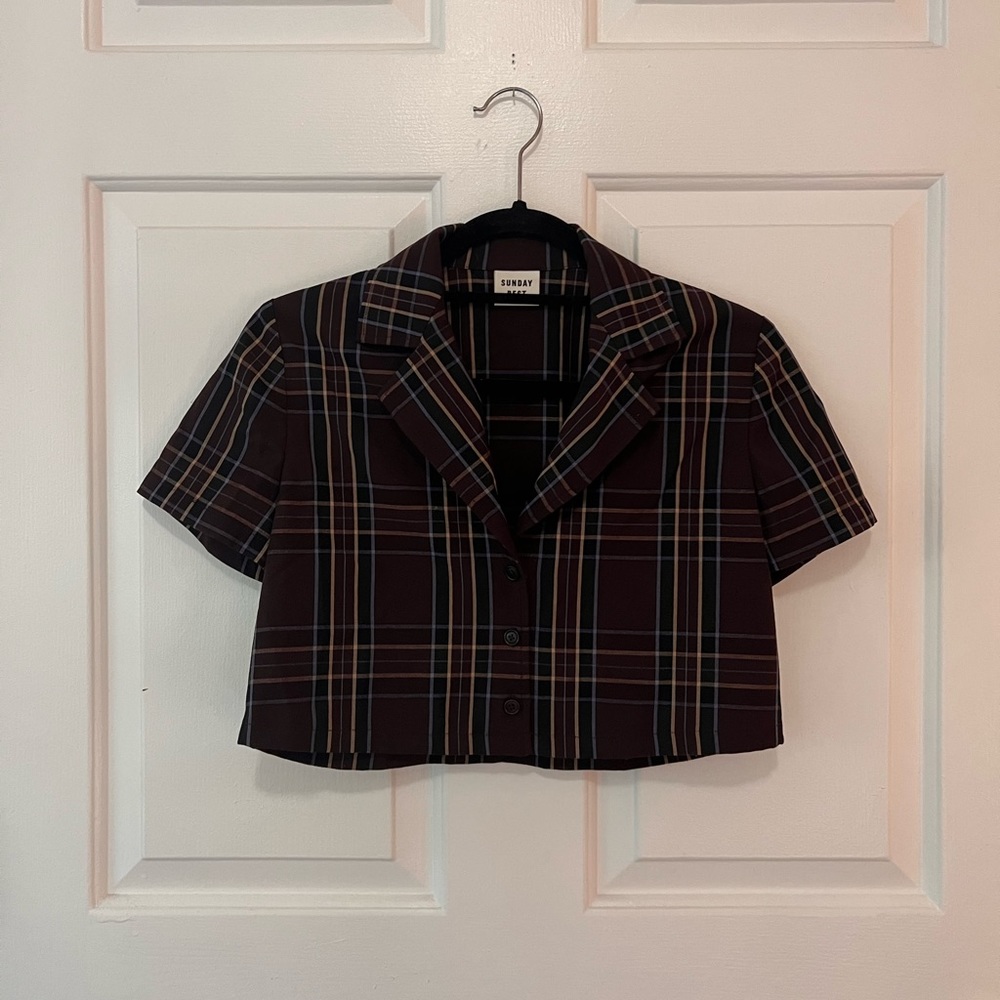 Aritzia cropped collared shirt